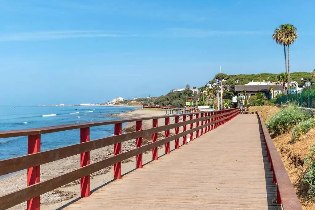 Beachfront Sea View In Cozy 1Br With Pool And Garage Sitio de Calahonda Apartment