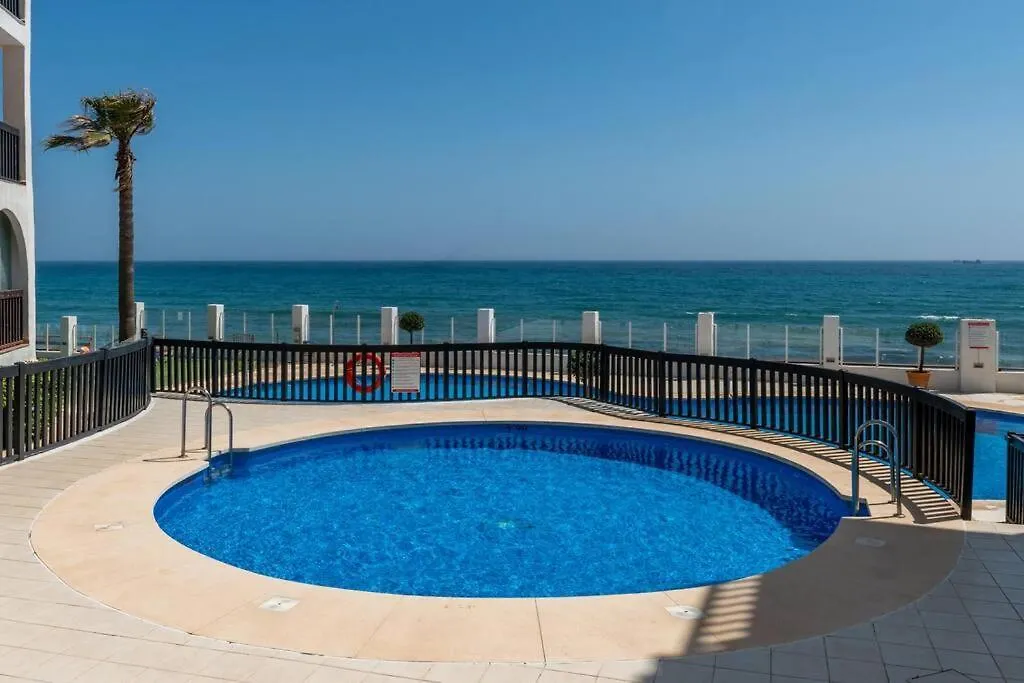 Apartment Beachfront Sea View In Cozy 1Br With Pool And Garage Sitio de Calahonda